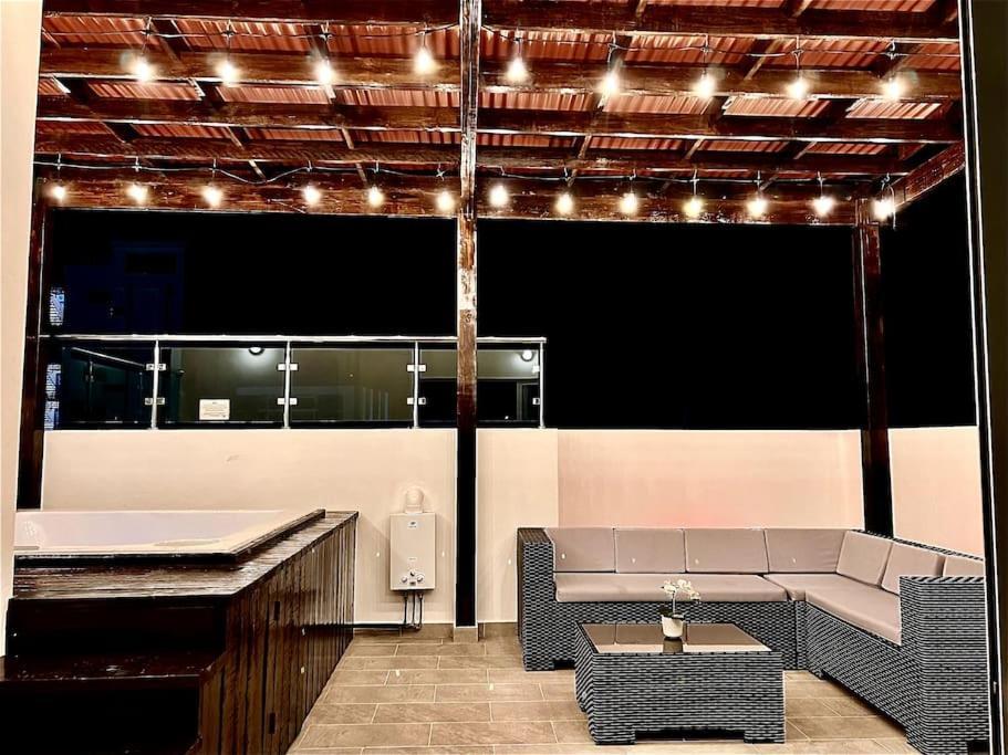 Magnificent Pent House W/Jacuzzi Daire Santiago De Los Caballeros Dış mekan fotoğraf